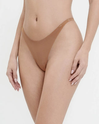 Aimer Soft Essence Seamless High-leg Thong