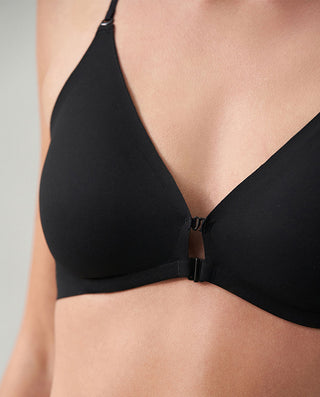 Aimer Wireless Front Close Triangle Bra