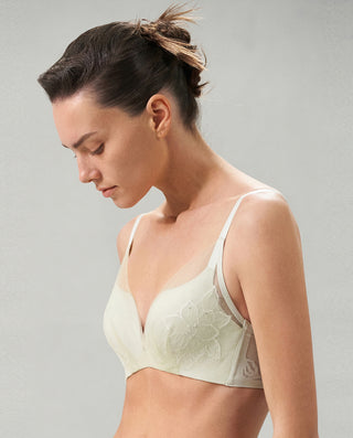 Aimer Wireless Push-Up Breathable Bra