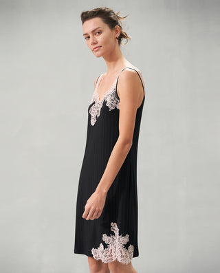 Aimer Lace Wide Shoulder Short Nightgown