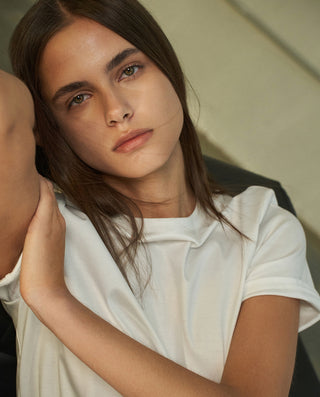 Aimer CHUANG Round Neck T-shirt