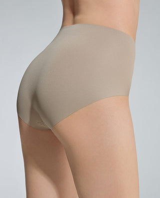 AIMER Milk Mid-Rise Boyshorts