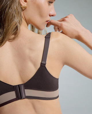 AIMER Milk Soft Support Thin Molded Cup Hidden Hole Bra