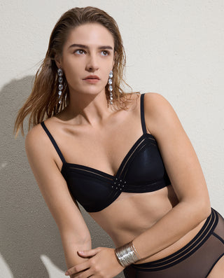 Aimer Wireless Bandeau Bra