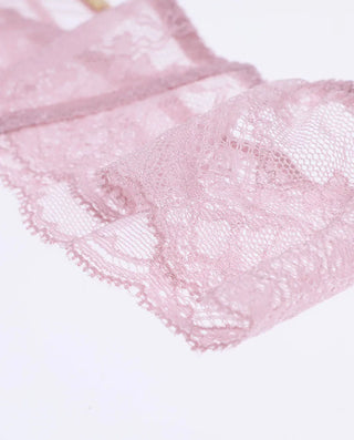 aimer-delicate-lace-strappy-back-thong-am21d074-4